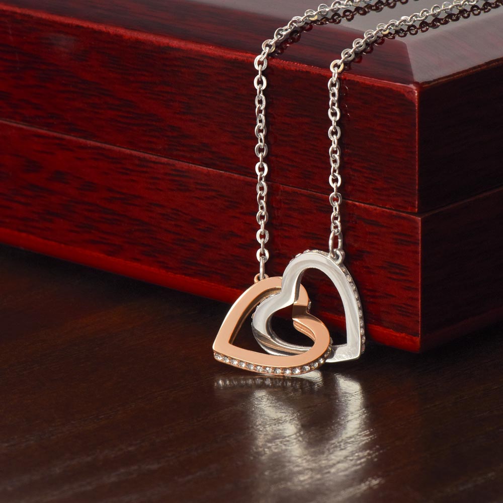 HEARTS ON LOCK Necklace